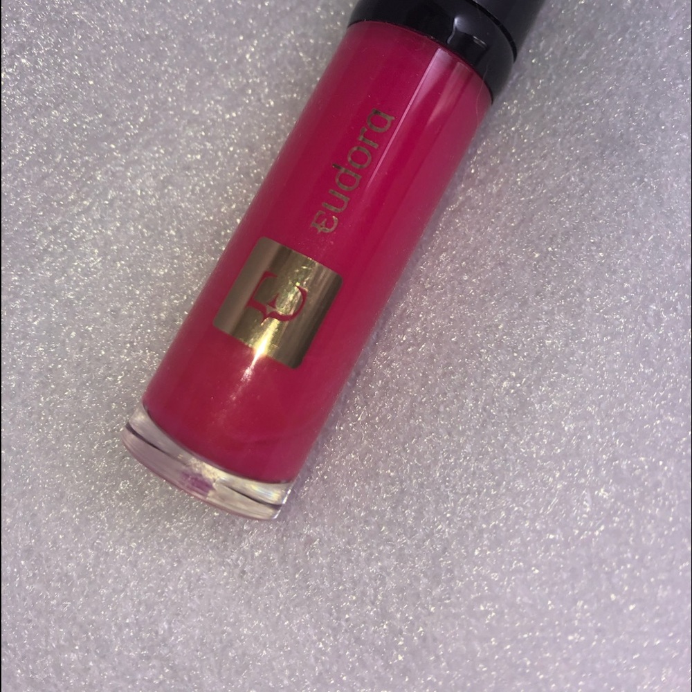 Eudora Powder Compact and Desirable Lip Gloss NEW